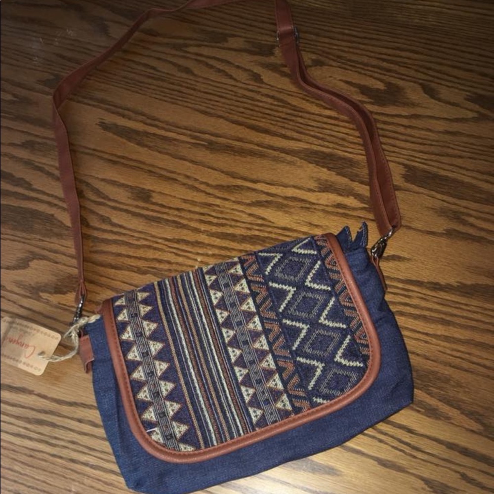 Women’s crossbody purse